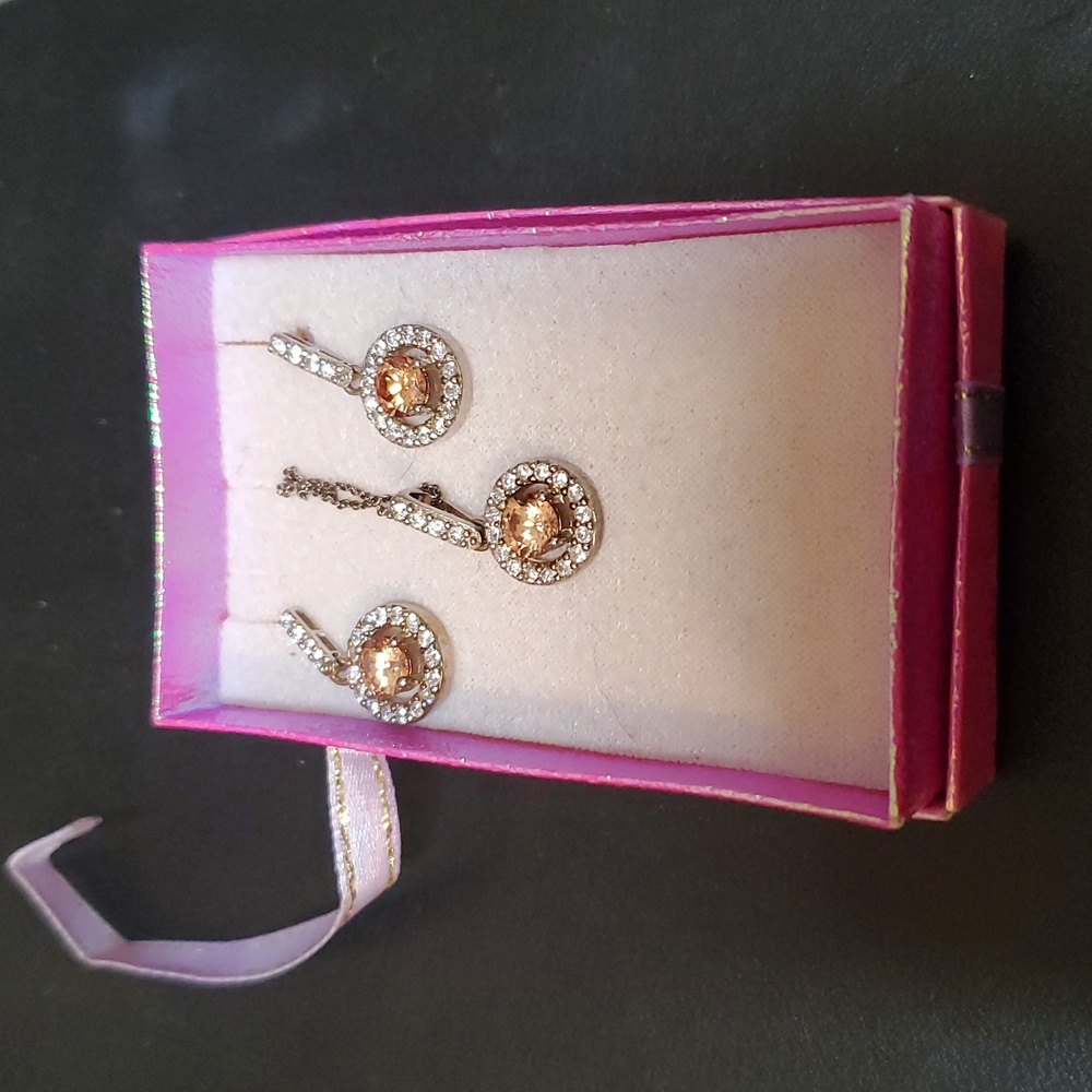 Sterling silver necklace and earring set